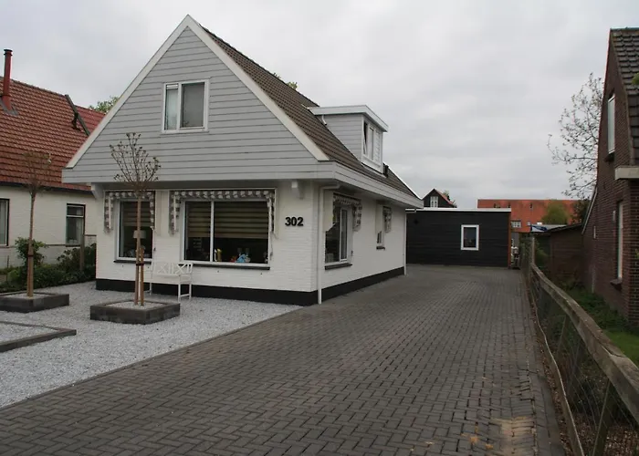 Bed & Breakfast Aalsmeer לינה וארוחת בוקר 3*