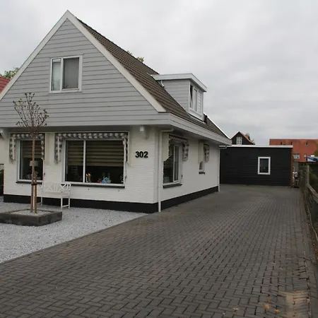 Bed & Breakfast Aalsmeer Bed and Breakfast 3*